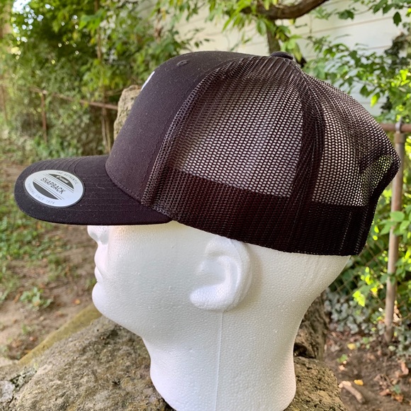 6’ FEET Black Cap With Black Hand on Black Cross Bones - Picture 7 of 9